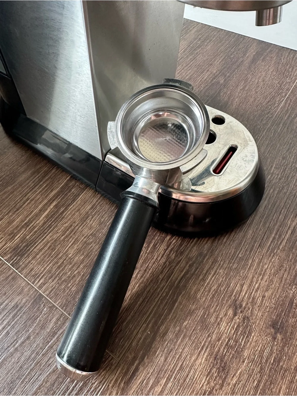 De’Longhi Dedica Espresso Machine with Milk Frother, 15-Bar Pump